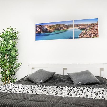 إيغليزياس Bed And Breakfast Porto Flavia المظهر الخارجي الصورة