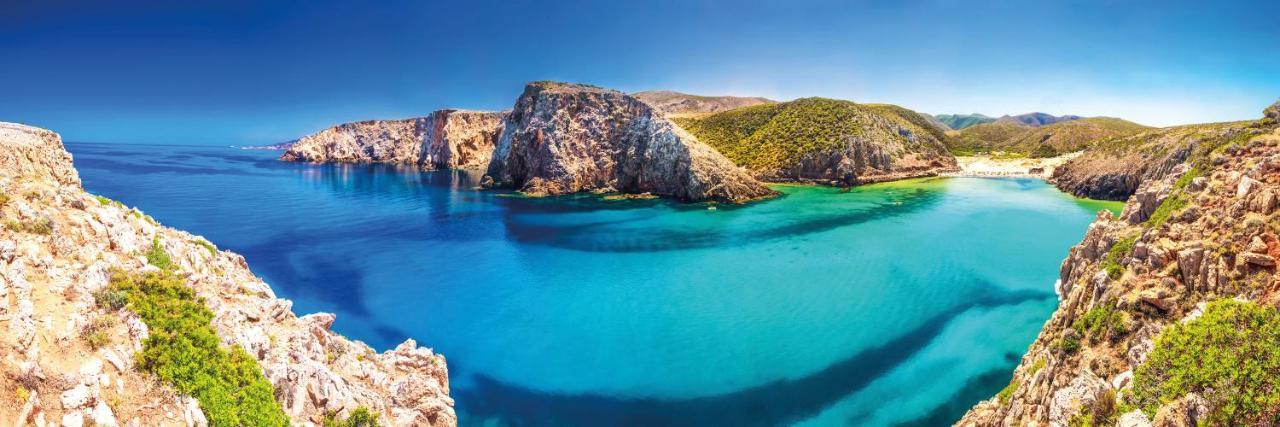إيغليزياس Bed And Breakfast Porto Flavia المظهر الخارجي الصورة